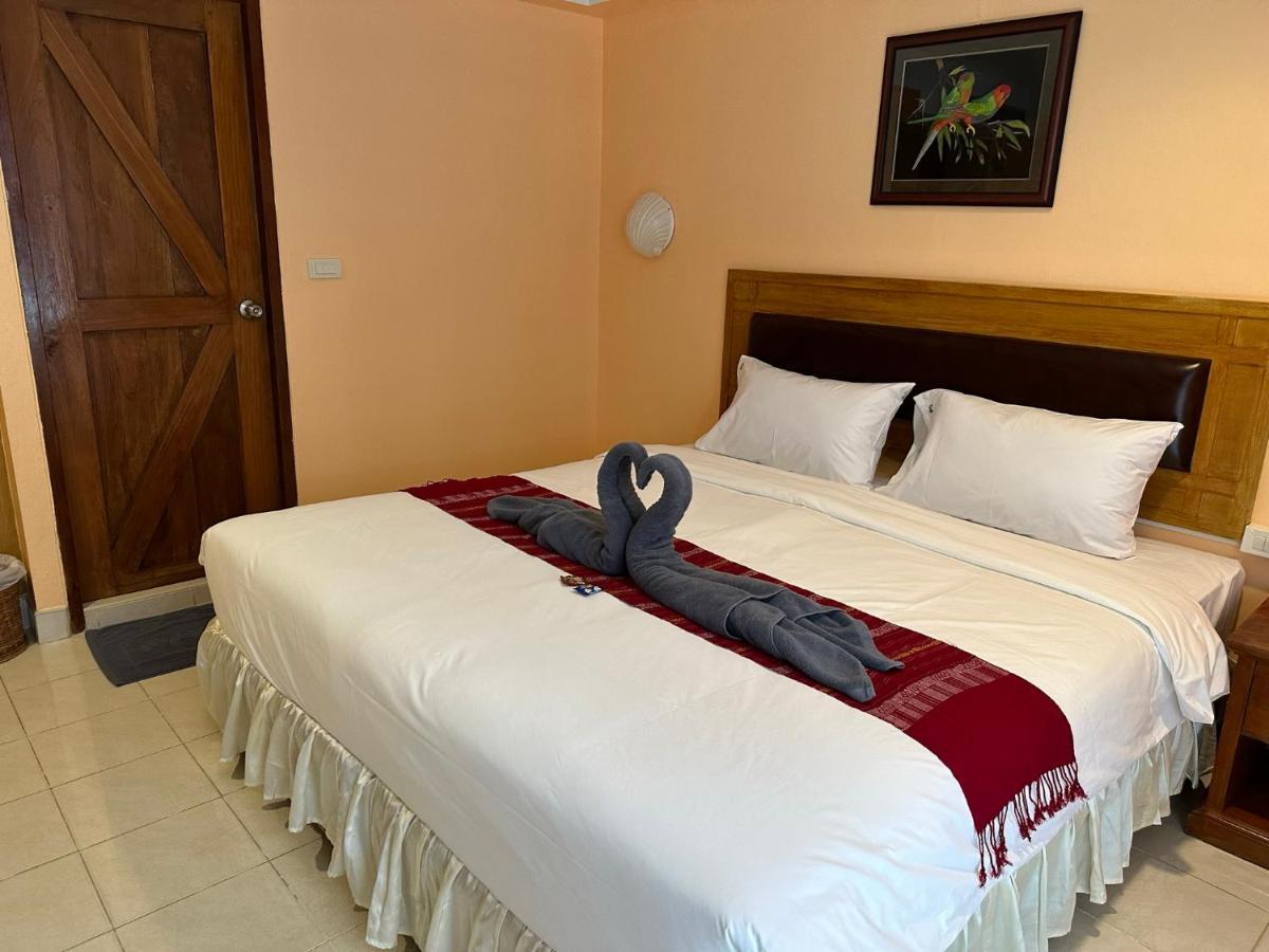 Nid Huahin Hotel Exterior photo